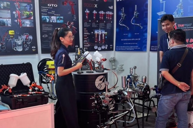 Tam Phat Industrial Equipment Co. Ltd. attends the BIFA Wood Vietnam fair to promote Sagola products